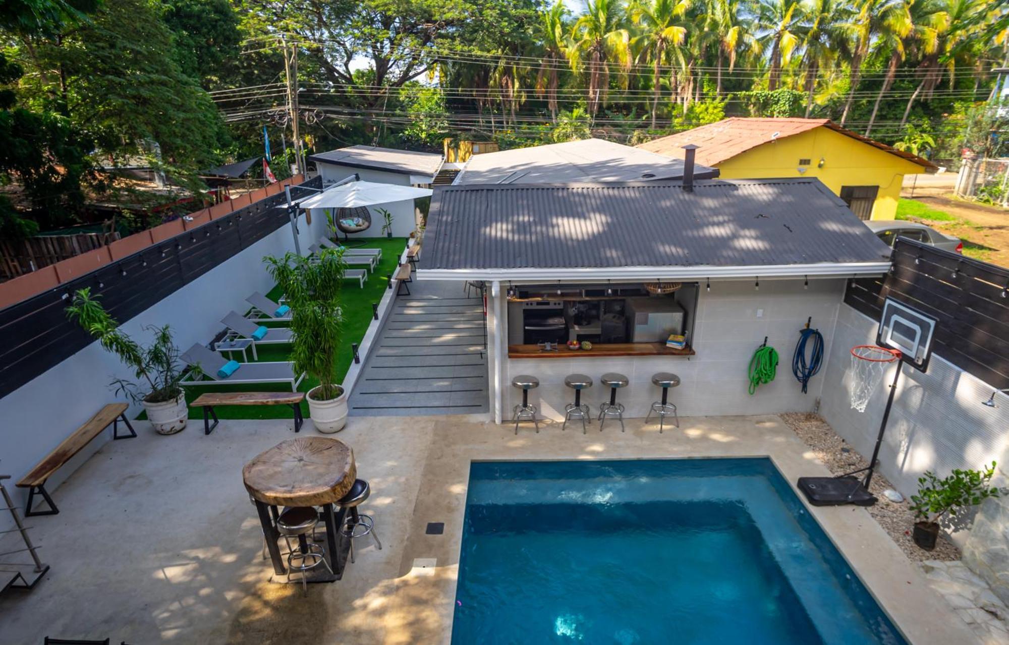 Anika Boutique Suites Coco Exterior photo
